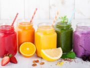 Κι όμως, οι χυμοί μπορεί να παχαίνουν!