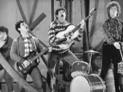 Το «ούλα – ούλα» του 1966 ήταν το πρώτο punk άκουσμα στην Ελλάδα; (Vids)