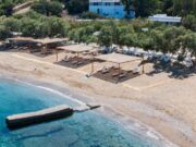 Σε ποιον πουλάει ο Τσάκωνας στην Αντίπαρο