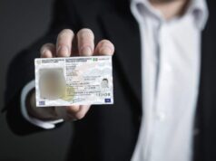 Μόνο οι νέες ταυτότητες μπορούν να χρησιμοποιηθούν ως ταξιδιωτικό έγγραφο από τις 3 Αυγούστου