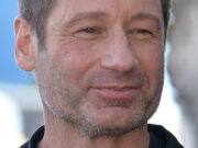 Ερωτευμένος με την Πάρο δηλώνει ο David Duchovny (φωτό από τα γυρίσματα)