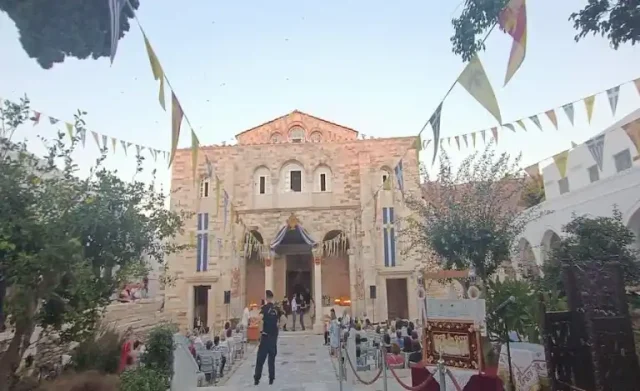 ekatontapyliani