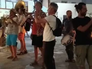 “Μουσικοί του δρόμου” στις Λεύκες (βίντεο)