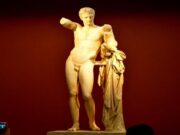 Ti πρέπει να γνωρίζουμε για τον «θρύλο» της Παρίας Λίθου