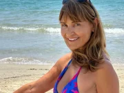 Μάρα Ζαχαρέα: Το παριανό σουβλάκι είναι η ένοχη απόλαυση Η Πάρος αναδεικνύεται ως το νησί που συγκεντρώνει τους περισσότερους ανθρώπου του θεάματος και του επιχειρείν, οι οποίοi μάλιστα αρέσκονται να παρουσιάζουν φωτογραφίες από την καθημερινότητά τους