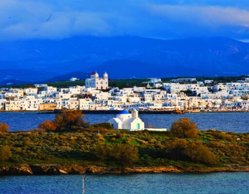 Η Πάρος ως ιδανικός προορισμός για τον Σεπτέμβριο από εξειδικευμένη ταξιδιωτική ιστοσελίδα