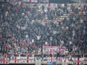 Βίαιη μεταχείριση από την αστυνομία καταγγέλλουν οι Άγγλοι φίλαθλοι στον αγώνα της Αθήνας