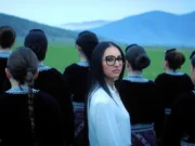 Πίνακας ζωγραφικές το video clip για την “Αστερομάτα” της Κλαυδίας