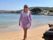 Η Μάρα Ζαχαρέα στην Πάρο