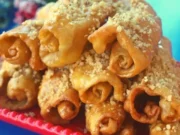 Μελωμένες δίπλες: Το απόλυτο γλύκισμα στις γιορτές των ημερών