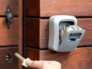 Μετά τη Φλωρεντία και το Μιλάνο απαγορεύει τις κλειδοθήκες self-check-in για καταλύματα βραχυχρόνιας μίσθωσης