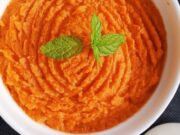 Πουρές γλυκοπατάτας: Η βελούδινη συνταγή για το χριστουγεννιάτικο τραπέζι