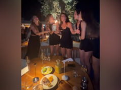 Στην Πάρο γιόρτασε τα γενέθλια της η Χριστίνα Μπόμπα Τα γενέθλιά της γιόρτασε στην Πάρο η Χριστίνα Μπόμπα