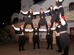 20η Μικρασιατική Συνάντηση Πάρου: Τραγούδια και χοροί από την Πάρο και την Κρήτη (ΦΩΤΟΓΡΑΦΙΕΣ)